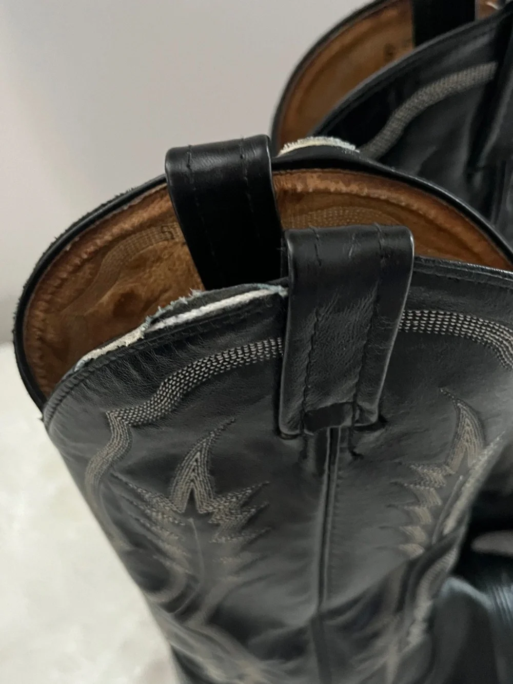 Tony Lama Style 2916 Black White Embroidered Cowboy Boots Pointed Toes Size 8.5